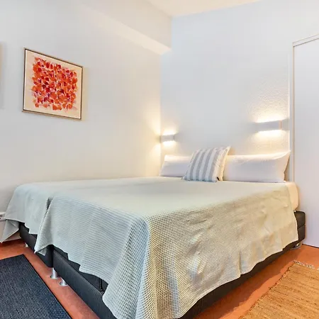 Room4you Alojamento de Acomodação e Pequeno-almoço 3*